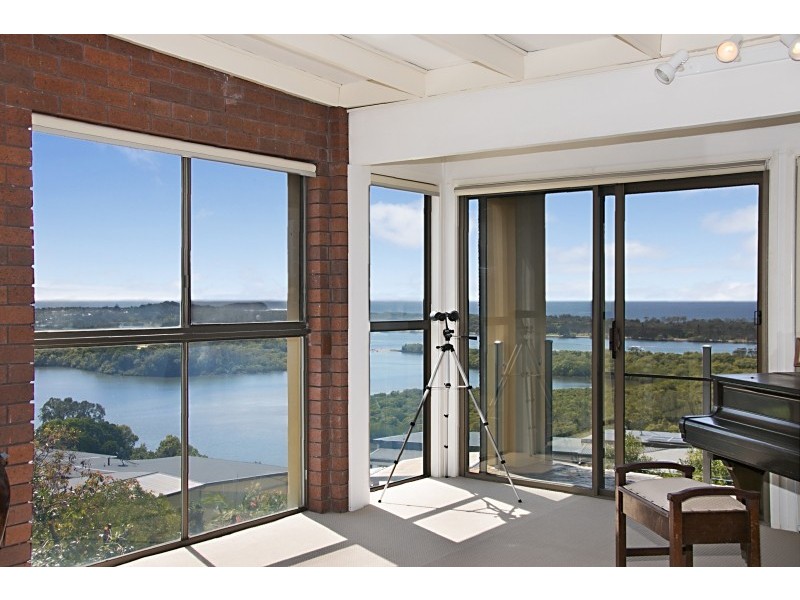 16 Walter Crescent, Banora Point NSW 2486