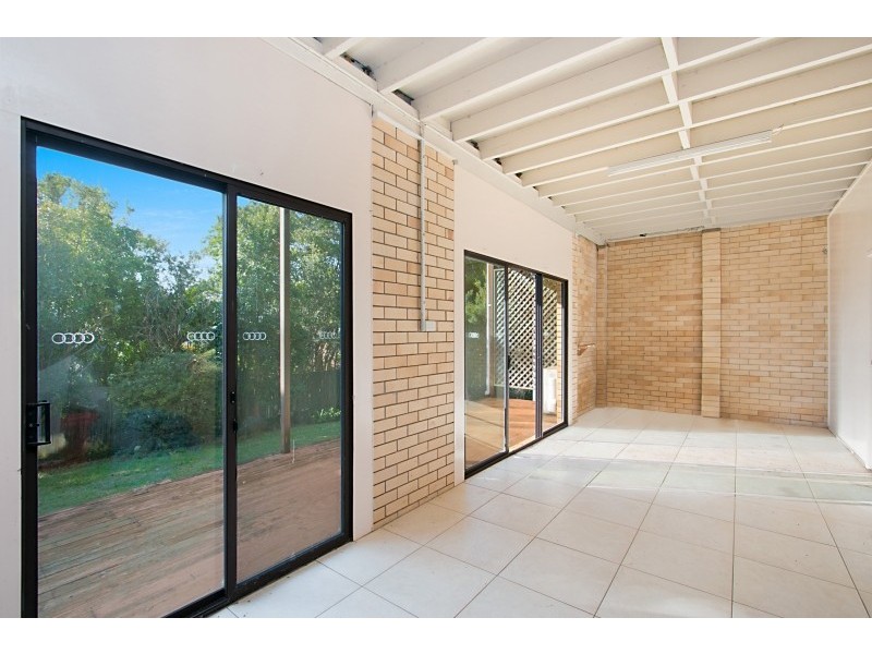 15 Anthony Avenue, Banora Point NSW 2486