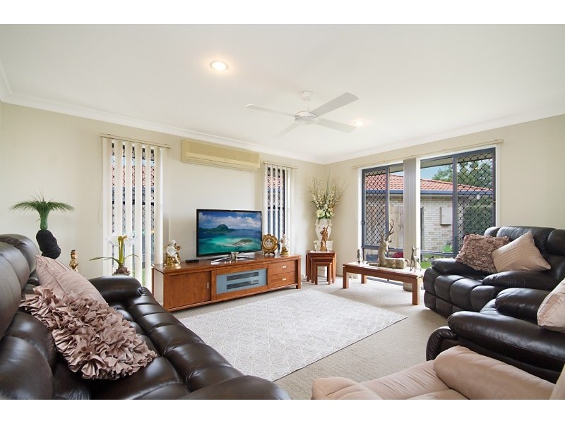 10 Coquille Place, Tweed Heads South NSW 2486