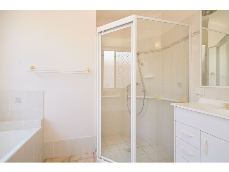 22 Kimberley CCT, Banora Point NSW 2486