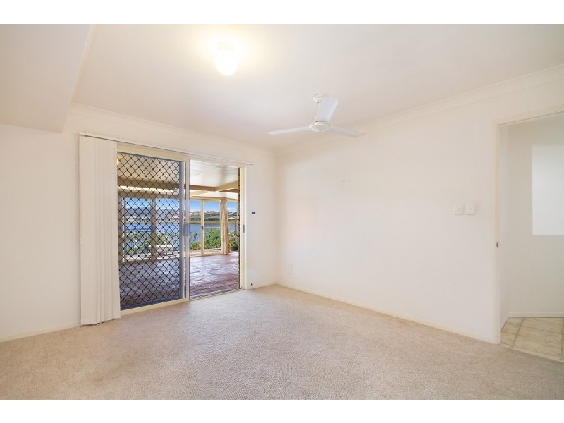 22 Kimberley CCT, Banora Point NSW 2486