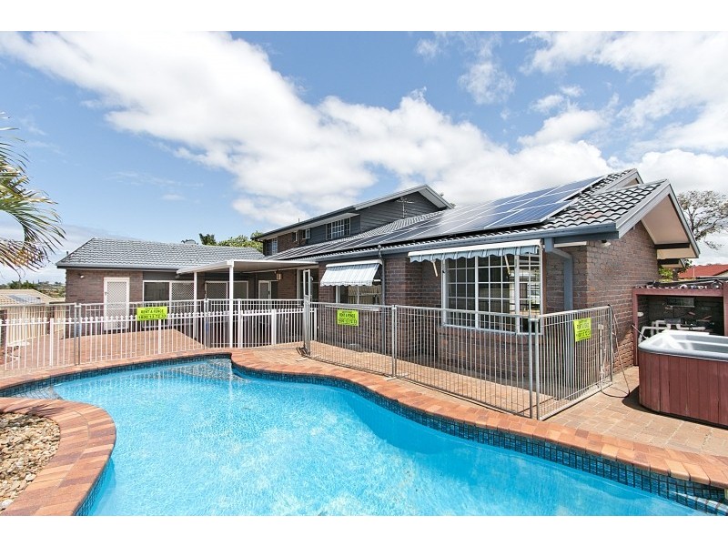 17 Coolabah Ct, Banora Point NSW 2486