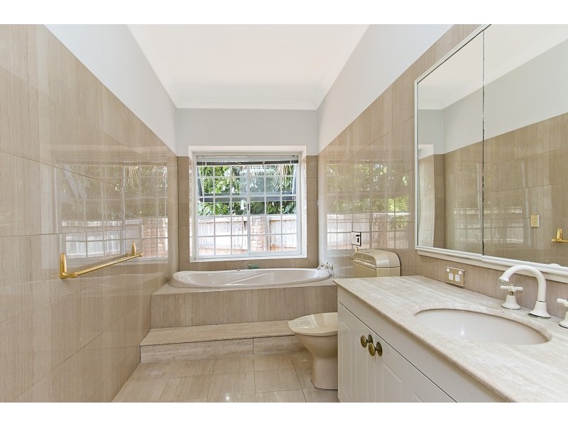 17 Coolabah Ct, Banora Point NSW 2486