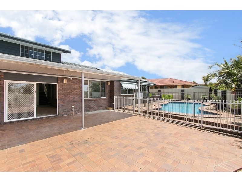 17 Coolabah Ct, Banora Point NSW 2486