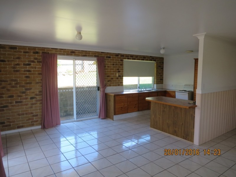 1/6 Manuka Drive, Banora Point NSW 2486