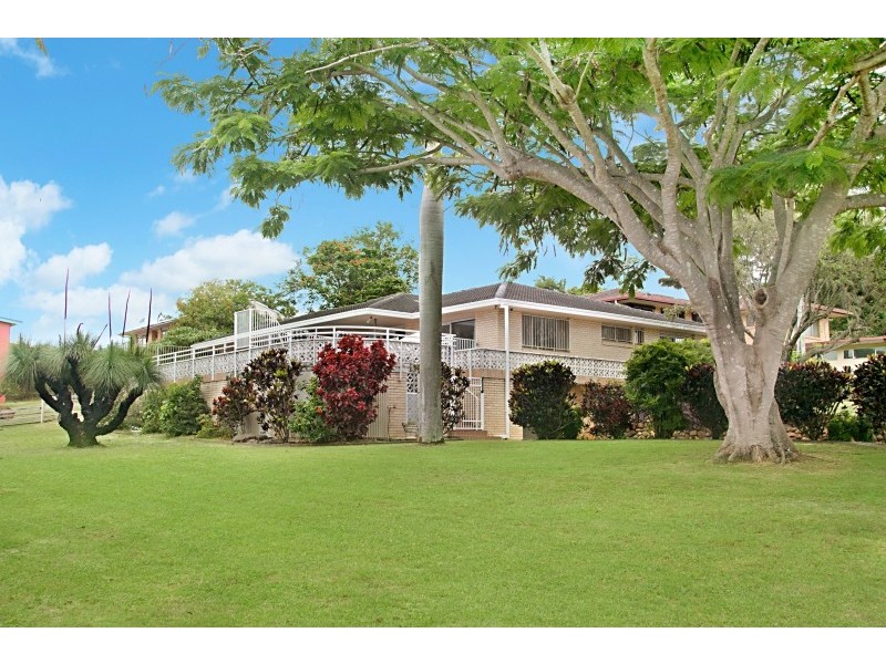 22 Anthony Avenue, Banora Point NSW 2486