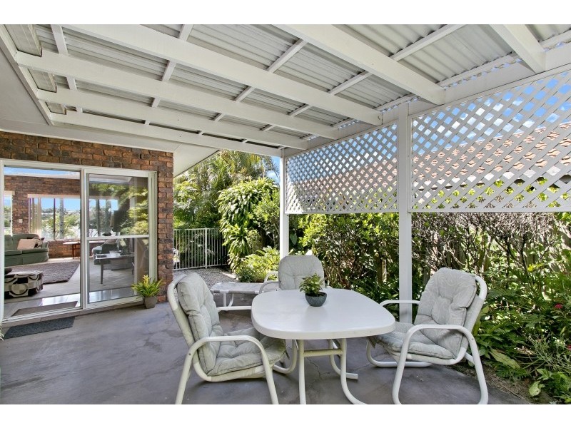 25 Manuka Drive, Banora Point NSW 2486