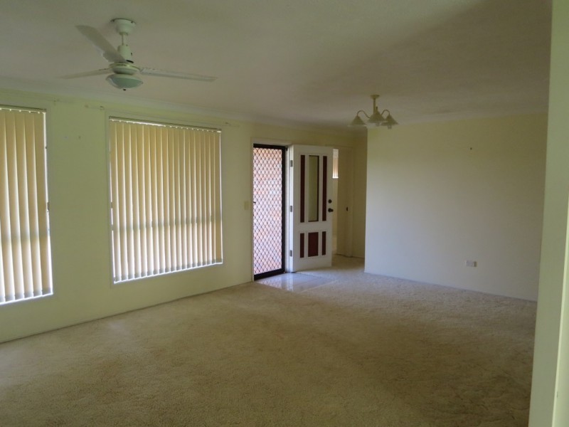 17 Nandina Terrace, Banora Point NSW 2486