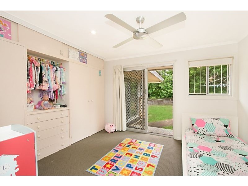 22 Anthony Avenue, Banora Point NSW 2486