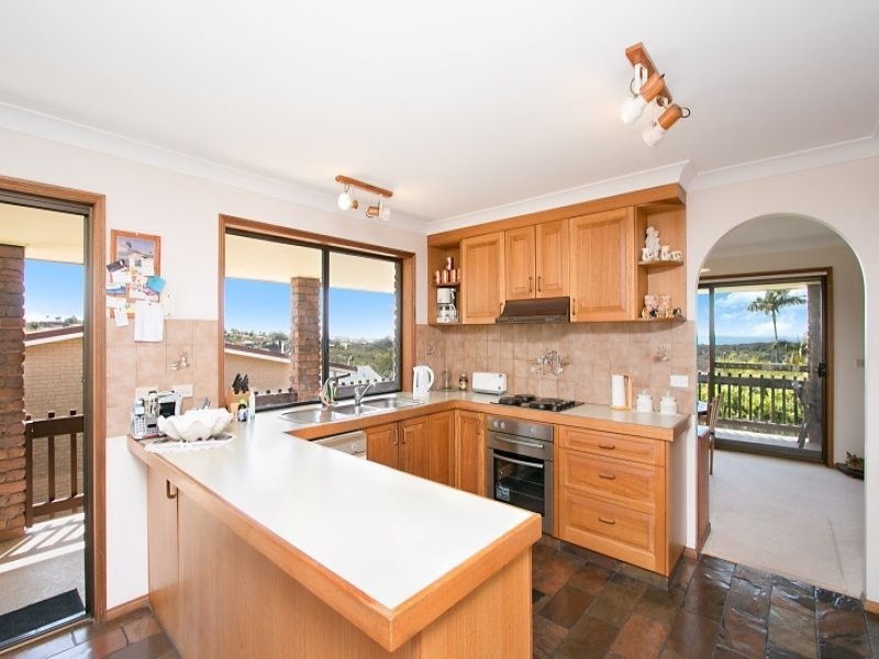 10 Echuca Crescent, Banora Point NSW 2486