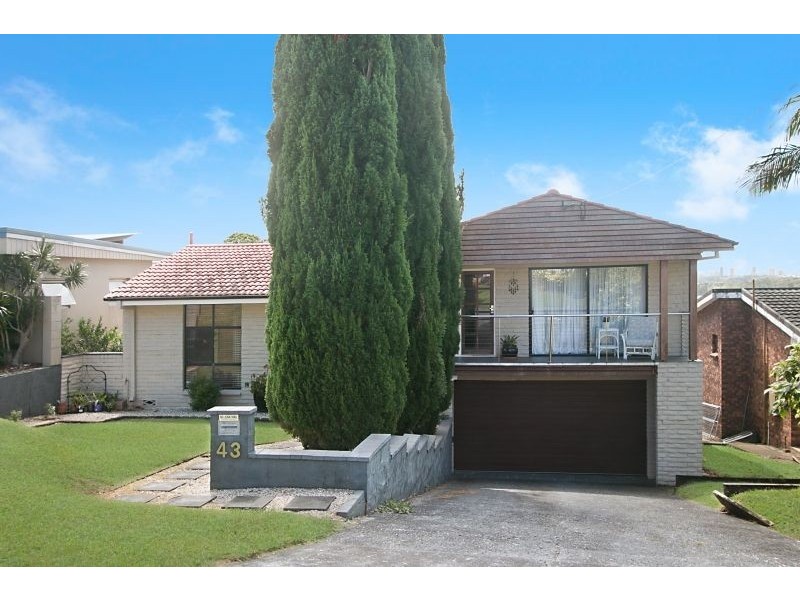 43 Laura Street, Banora Point NSW 2486