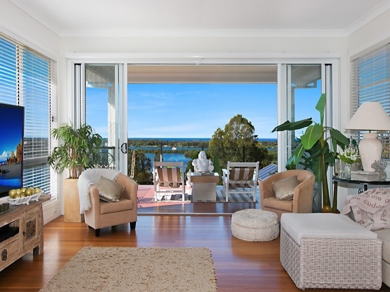 9 Boyle Avenue, Banora Point NSW 2486