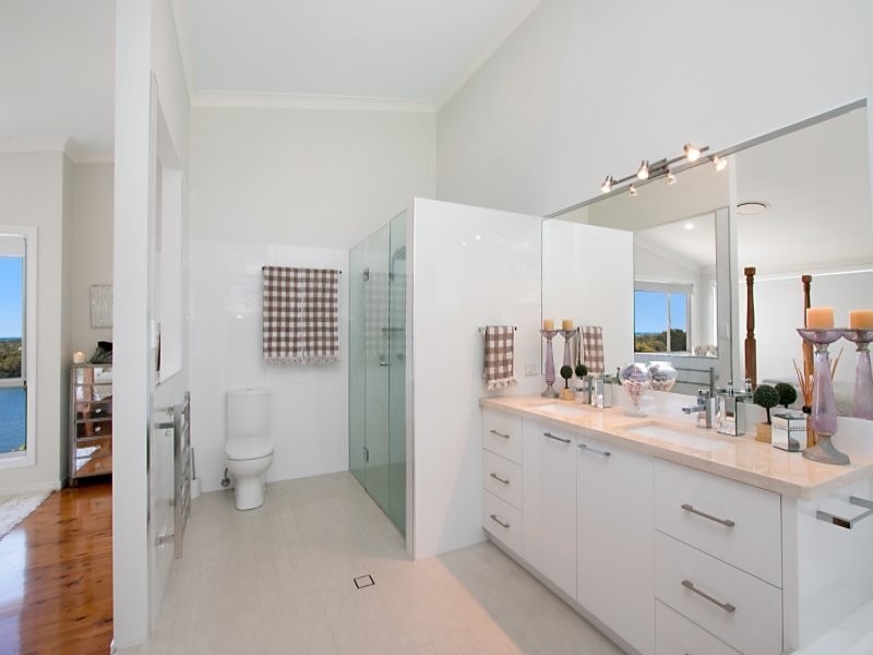 9 Boyle Avenue, Banora Point NSW 2486