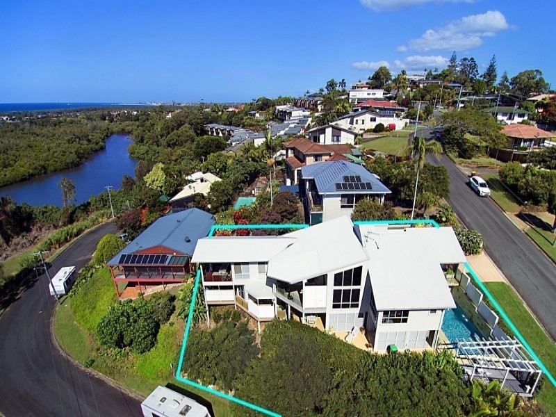 9 Boyle Avenue, Banora Point NSW 2486