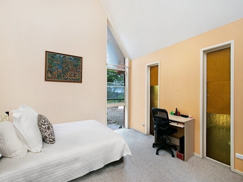 33 Hibiscus Parade, Banora Point NSW 2486