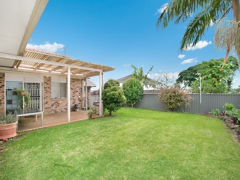 23 Oakland Parade, Banora Point NSW 2486