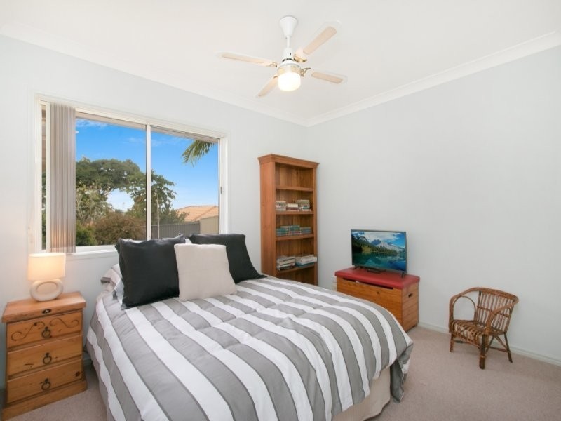 23 Oakland Parade, Banora Point NSW 2486