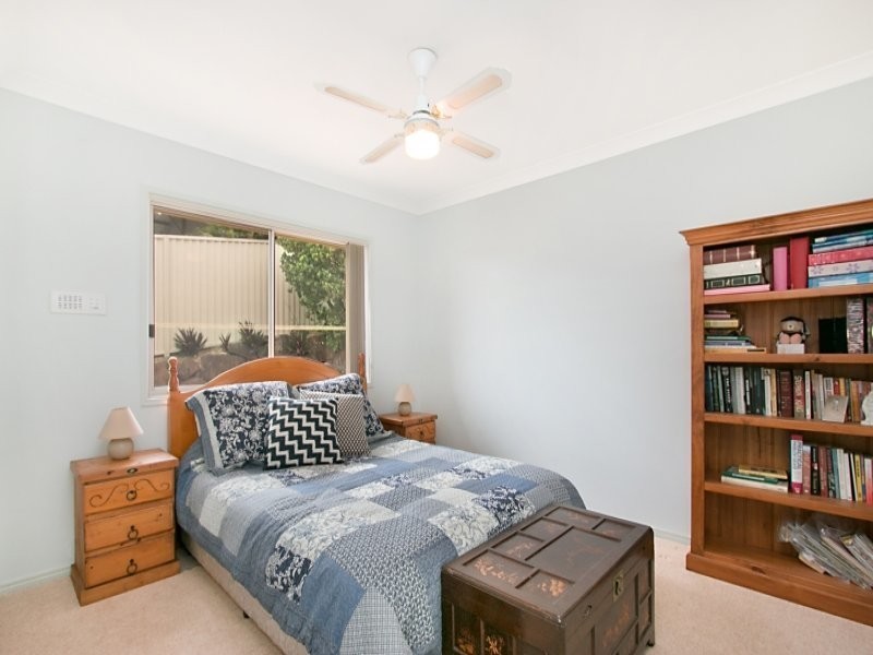 23 Oakland Parade, Banora Point NSW 2486