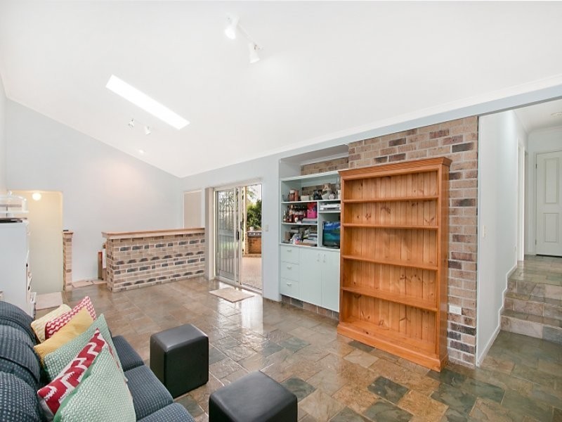 23 Oakland Parade, Banora Point NSW 2486