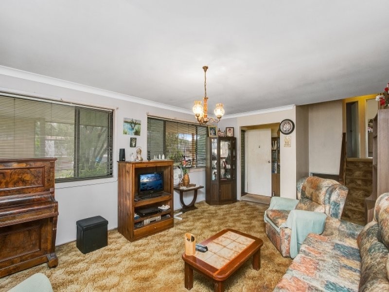 33 Lakes Drive, Tweed Heads West NSW 2485