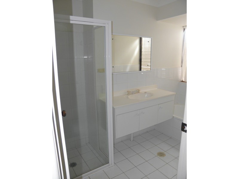 1/5 Biby Place, Banora Point NSW 2486