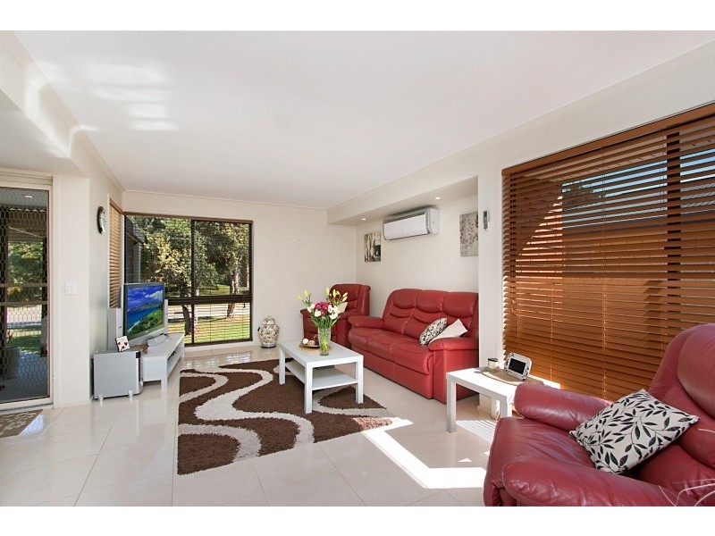 52 Riviera Avenue, Tweed Heads West NSW 2485