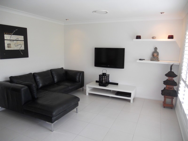 54 Covent Gardens Way, Banora Point NSW 2486