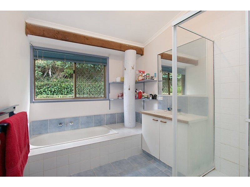 5 Fairway Drive, Banora Point NSW 2486