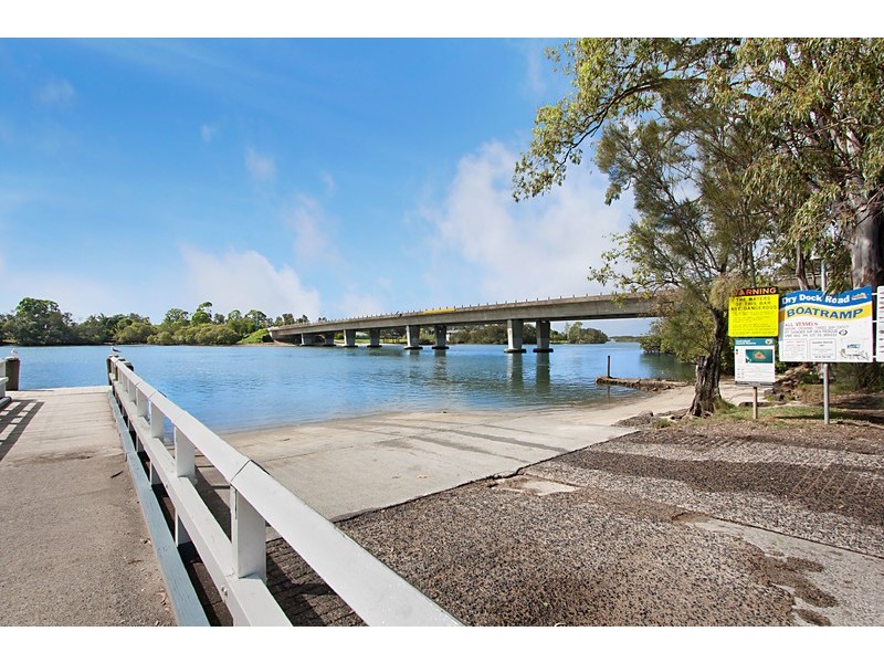 13 Floral Avenue, Tweed Heads South NSW 2486