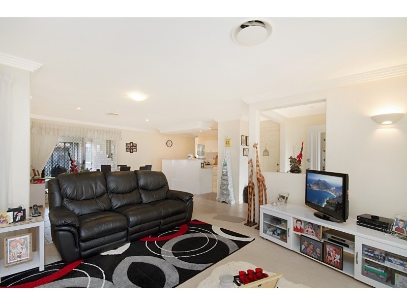 6 Alpha Way, Banora Point NSW 2486