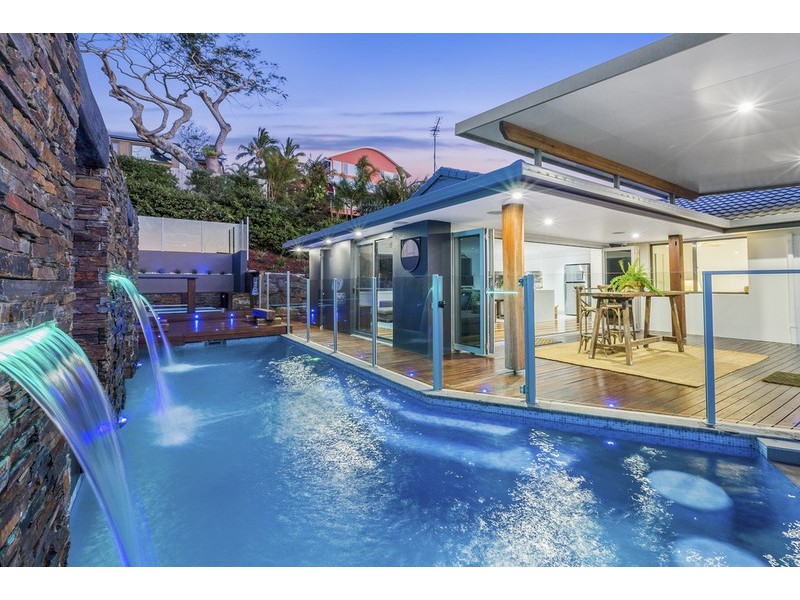 16 Castlecrag Avenue, Banora Point NSW 2486