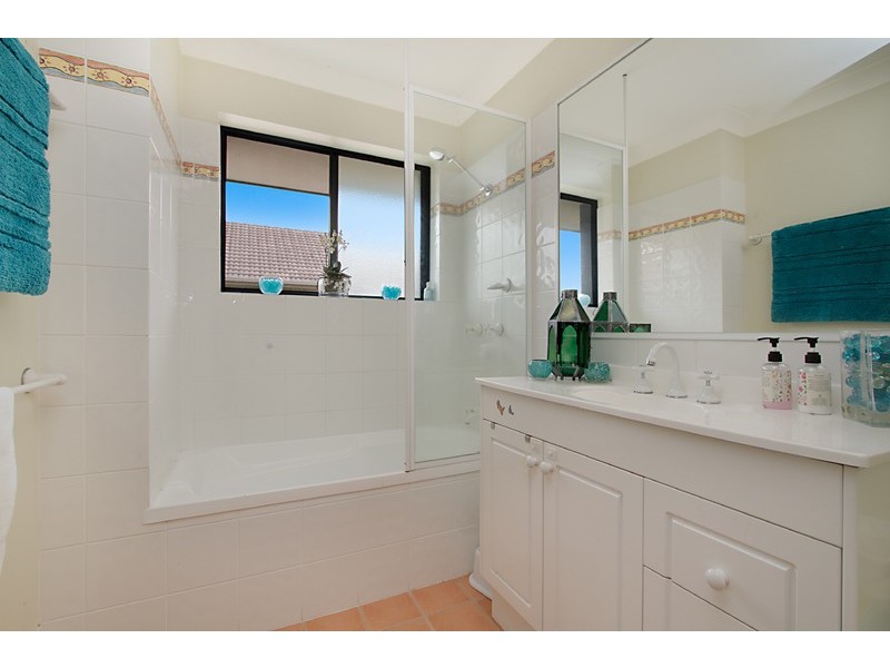 11/16 Dutton Street, Coolangatta QLD 4225