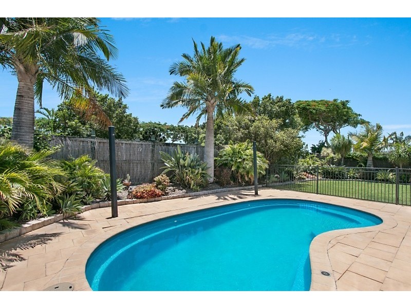 14 Birkdale Court, Banora Point NSW 2486