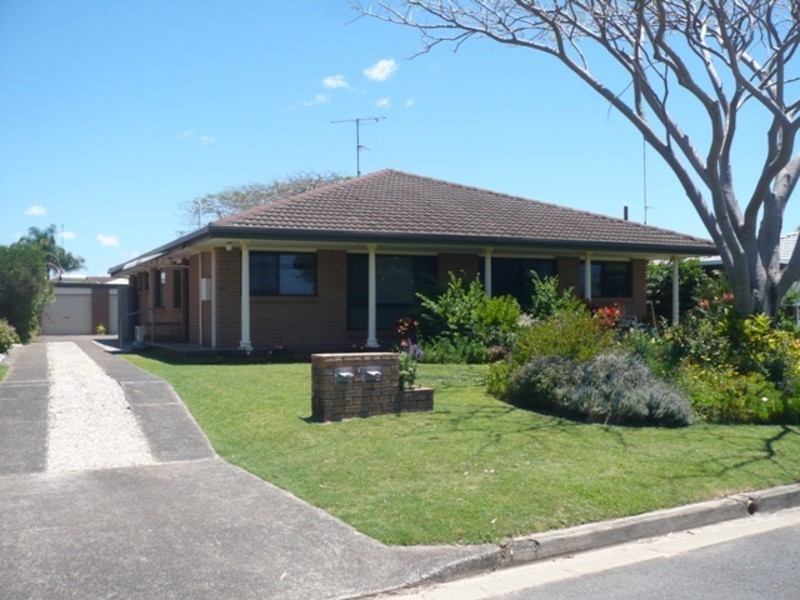 2/26 Keith Compton Drive, Tweed Heads NSW 2485