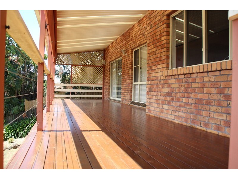 17 Castlecrag Avenue, Banora Point NSW 2486