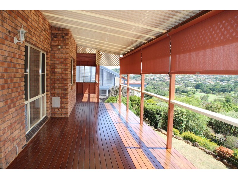 17 Castlecrag Avenue, Banora Point NSW 2486