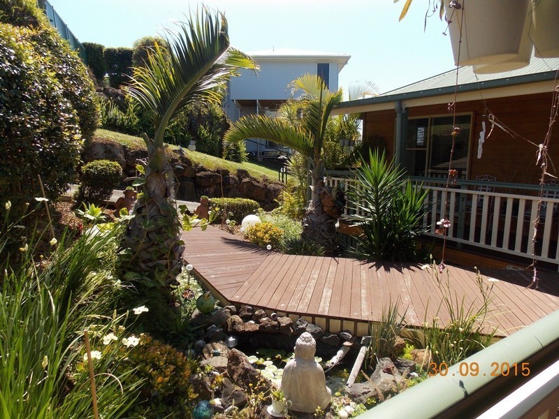 5 Champagne Drive, Tweed Heads South NSW 2486