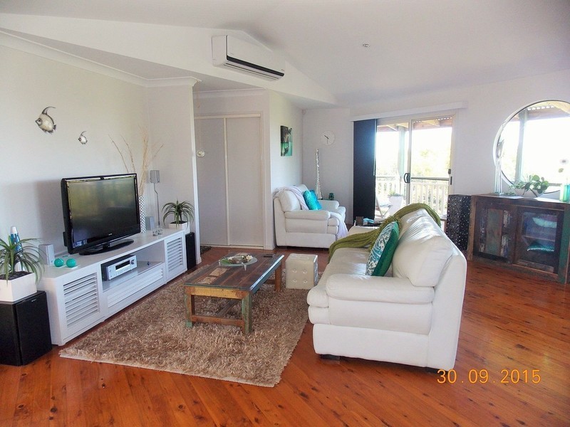 5 Champagne Drive, Tweed Heads South NSW 2486