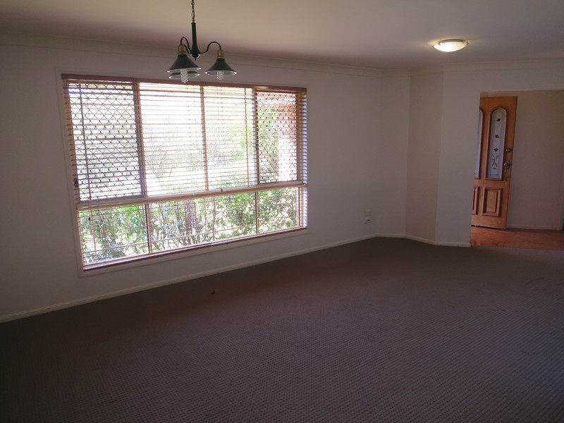 8 Shamrock Avenue, Banora Point NSW 2486