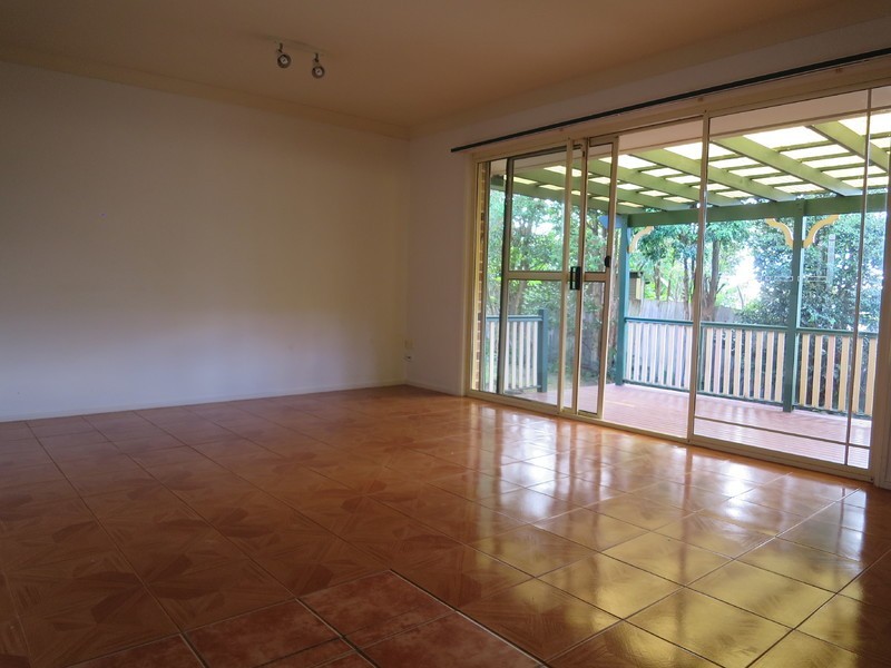 8 Shamrock Avenue, Banora Point NSW 2486