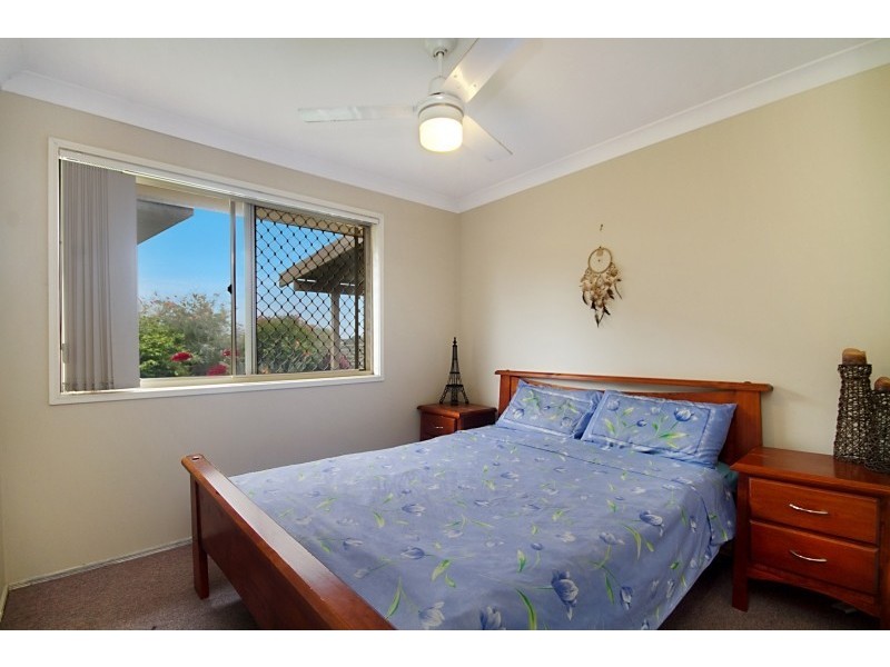 1/24 Somerset Avenue, Banora Point NSW 2486