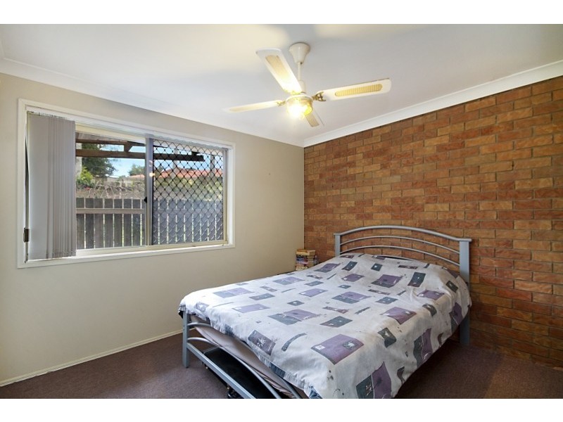 1/24 Somerset Avenue, Banora Point NSW 2486