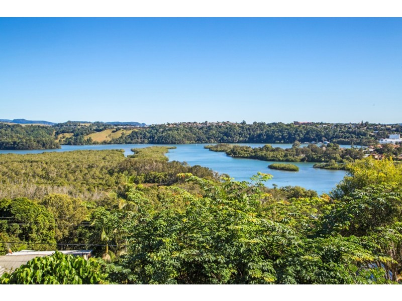 37 Lakeview Parade, Tweed Heads South NSW 2486