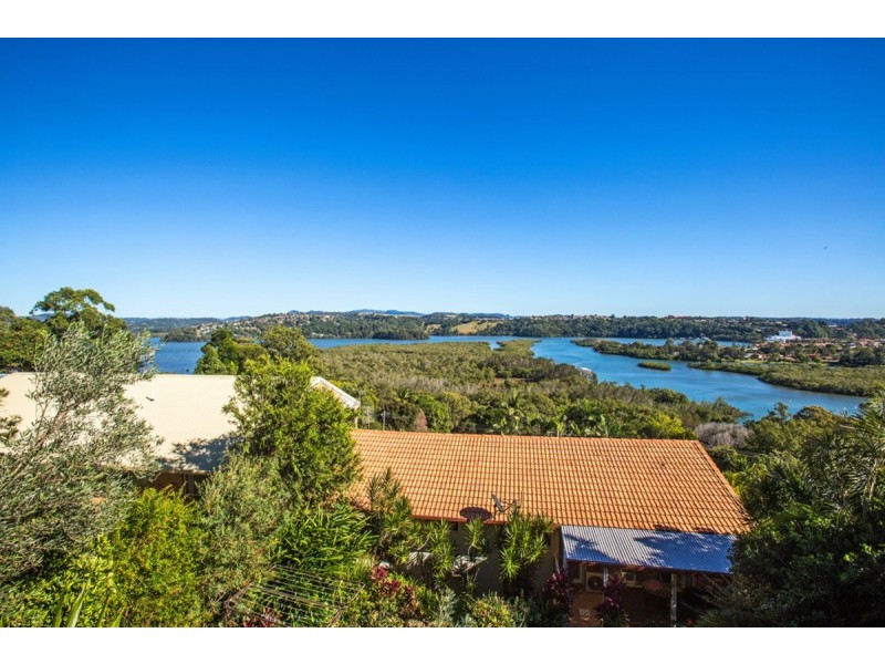 37 Lakeview Parade, Tweed Heads South NSW 2486