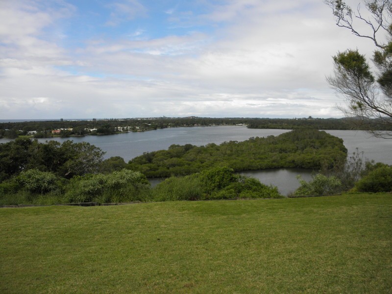 18 Uniacke Drive, Banora Point NSW 2486