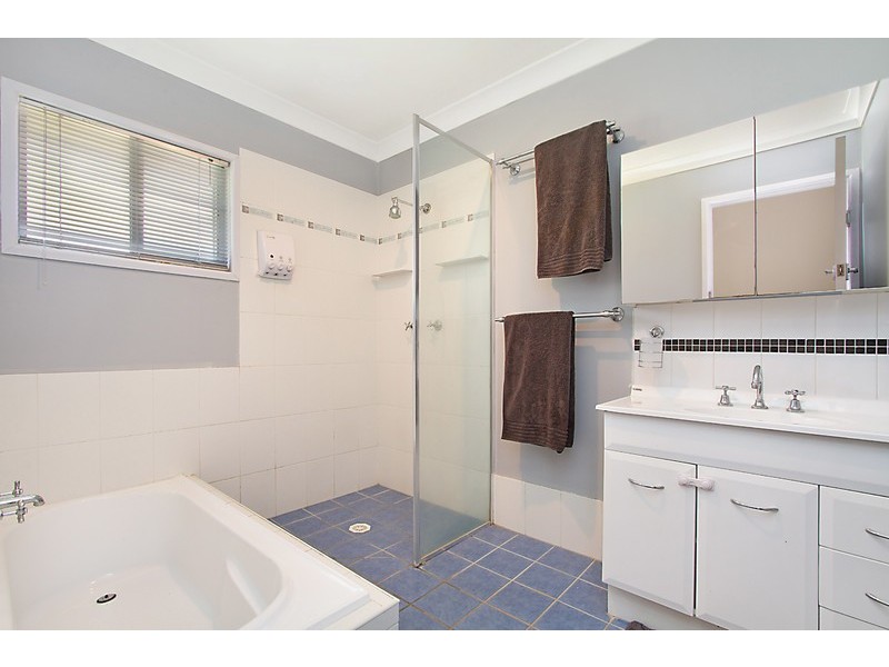 16 Cox Drive, Tweed Heads South NSW 2486