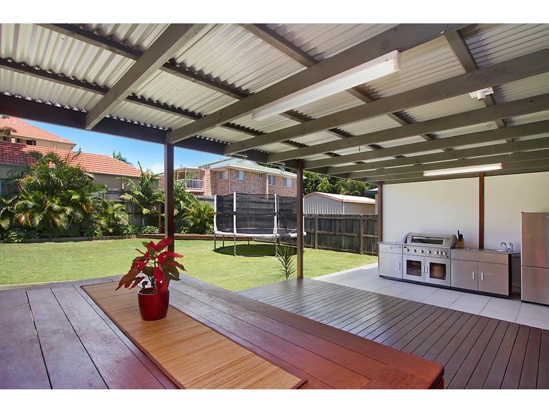 16 Cox Drive, Tweed Heads South NSW 2486