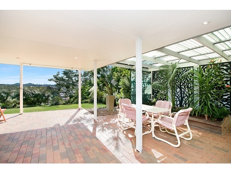 17 Stonehaven Way, Banora Point NSW 2486