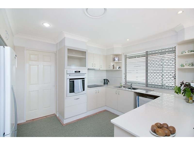 17 Stonehaven Way, Banora Point NSW 2486