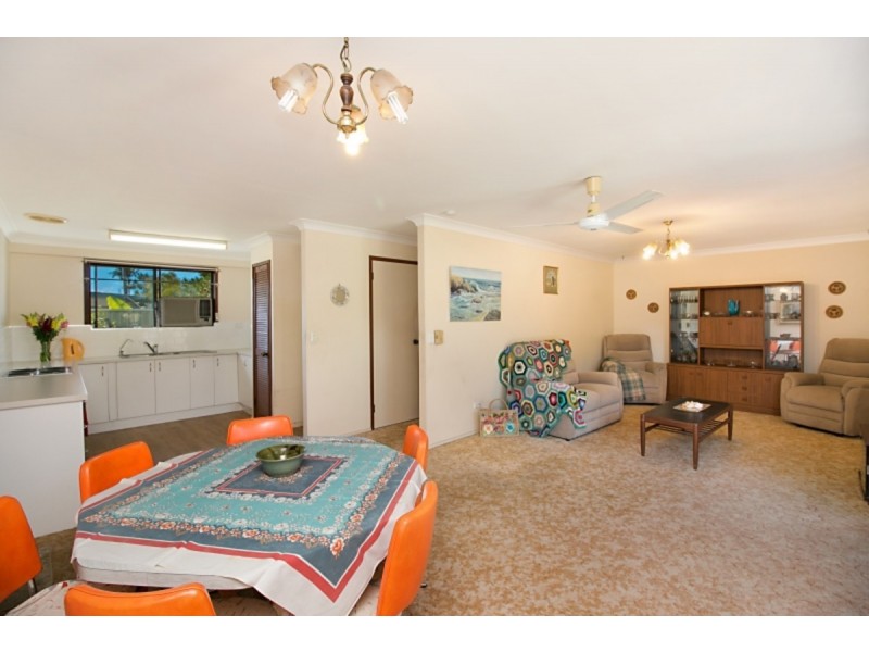 2/27 Jacaranda Avenue, Tweed Heads West NSW 2485